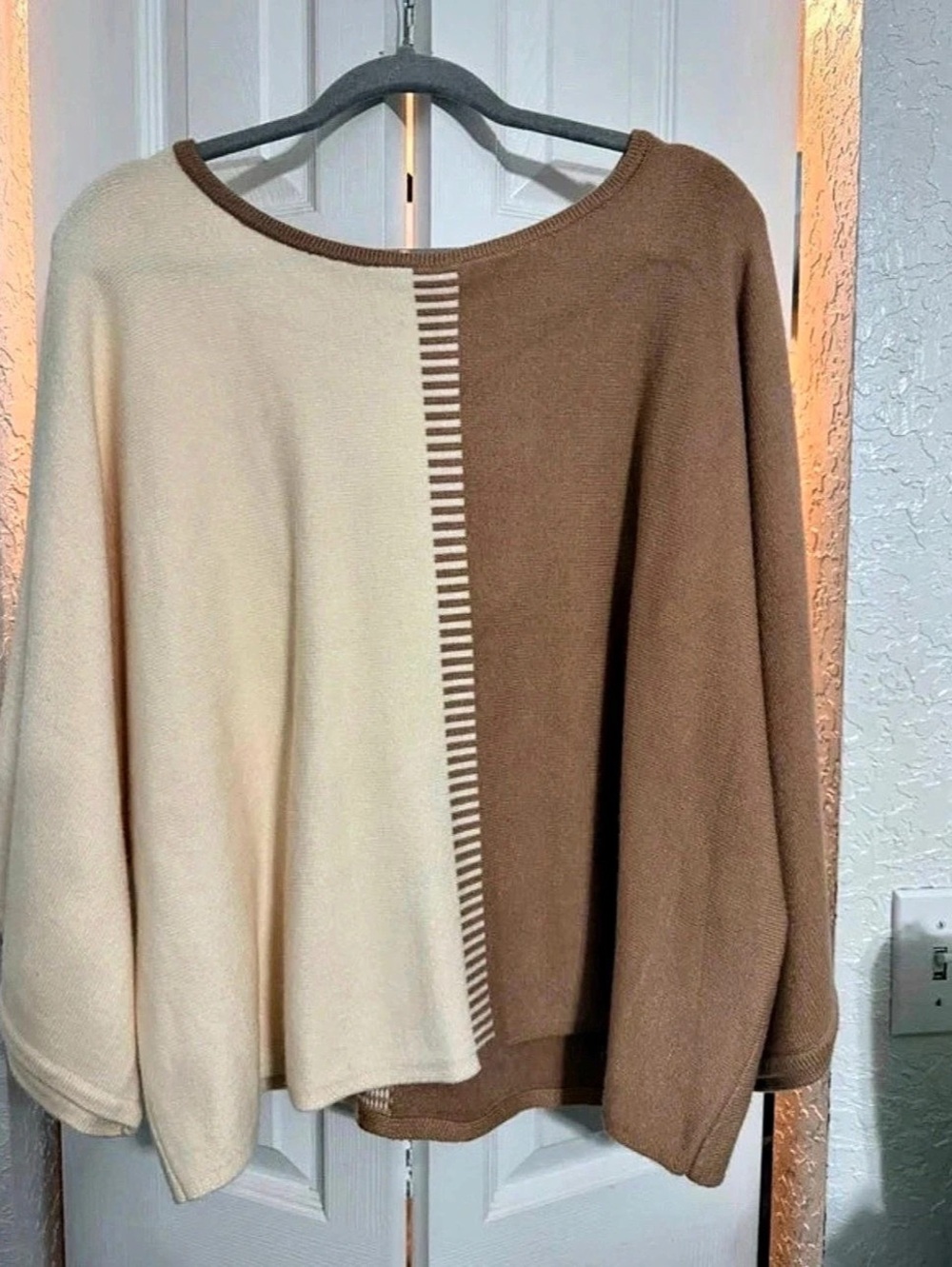Wynne Layers Color Block Crew Neck Sweater Brown & Cream 2X NWT